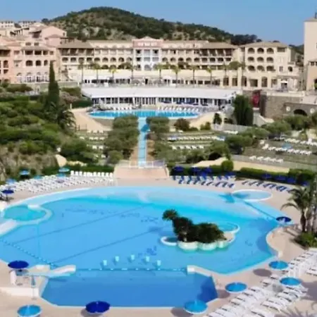 Superbe Appartement Village Cap Esterel 4P Climatise Saint-Raphaël Exterior foto