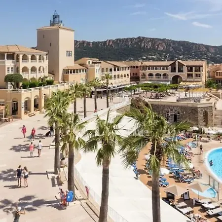 Superbe Appartement Village Cap Esterel 4P Climatise Saint-Raphaël Exterior foto