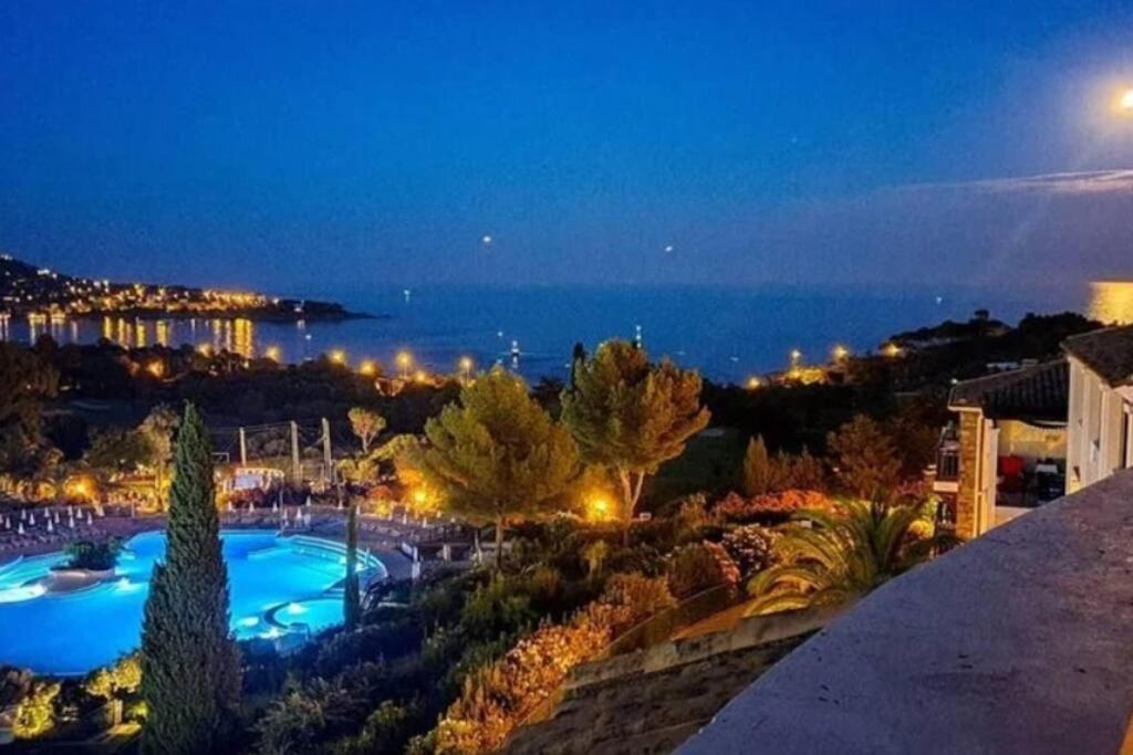Superbe Village Cap Esterel 4p Climatise Appartement